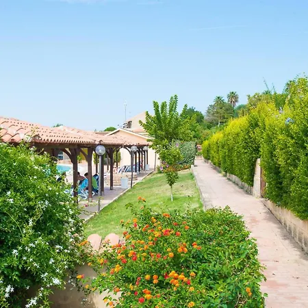 Villaggio Capopiccolo * Isola di Capo Rizzuto